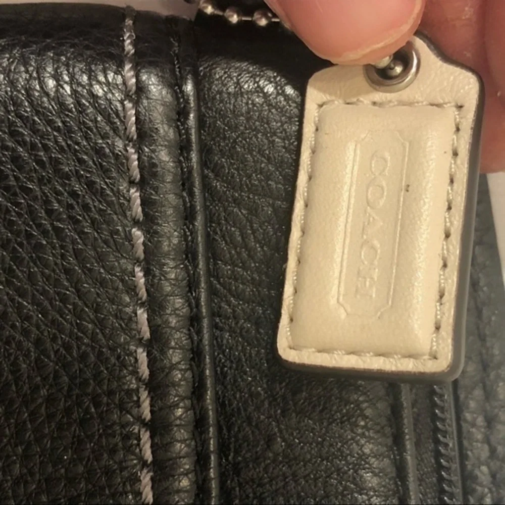 Coach black leather turnlock wristlet
